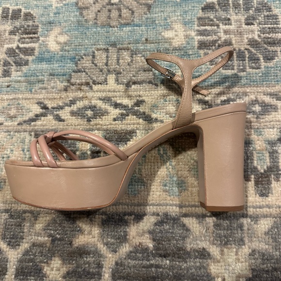 SCHULTZ KELSIE TAN CREAM LEATHER STRAPPY PLATFORM SANDALS. size 10. - Picture 6 of 6